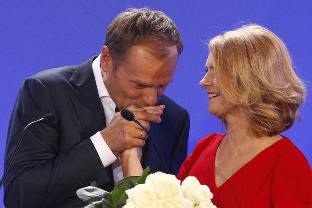 Rinkimus Lenkijoje laimi D.Tusko partija (atnaujinta 9 val.)
