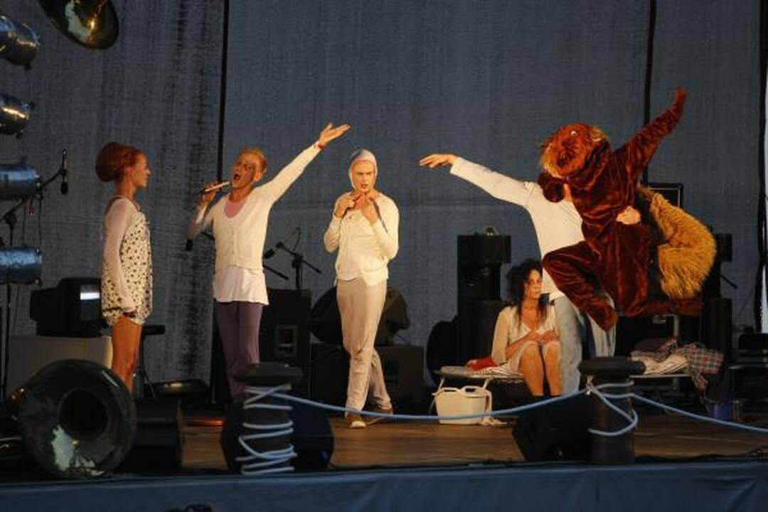Festivalyje „Karklė – 2010“ dalyvavo pustrečio tūkstančio žmonių (papildyta)