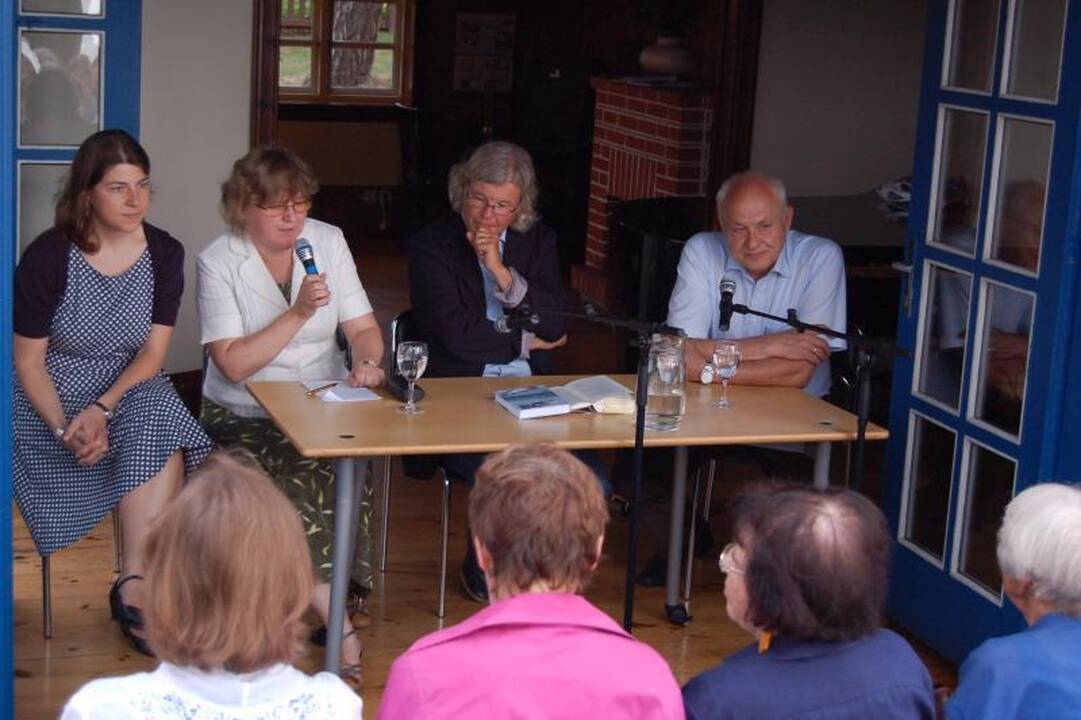 Nidoje viešės Nobelio literatūros premijos nominantas
