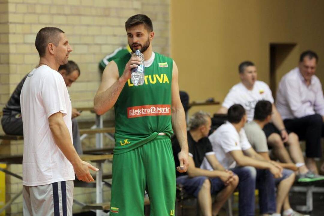 K.Kemzūra: Hjustone keisime treniruočių pobūdį