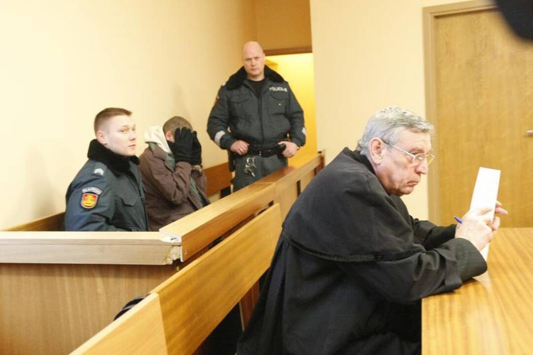 Trylikametės žagintoją teismas leido suimti trims mėnesiams