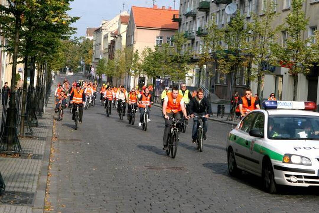 Širdies dieną medikai sėdo ant dviračių