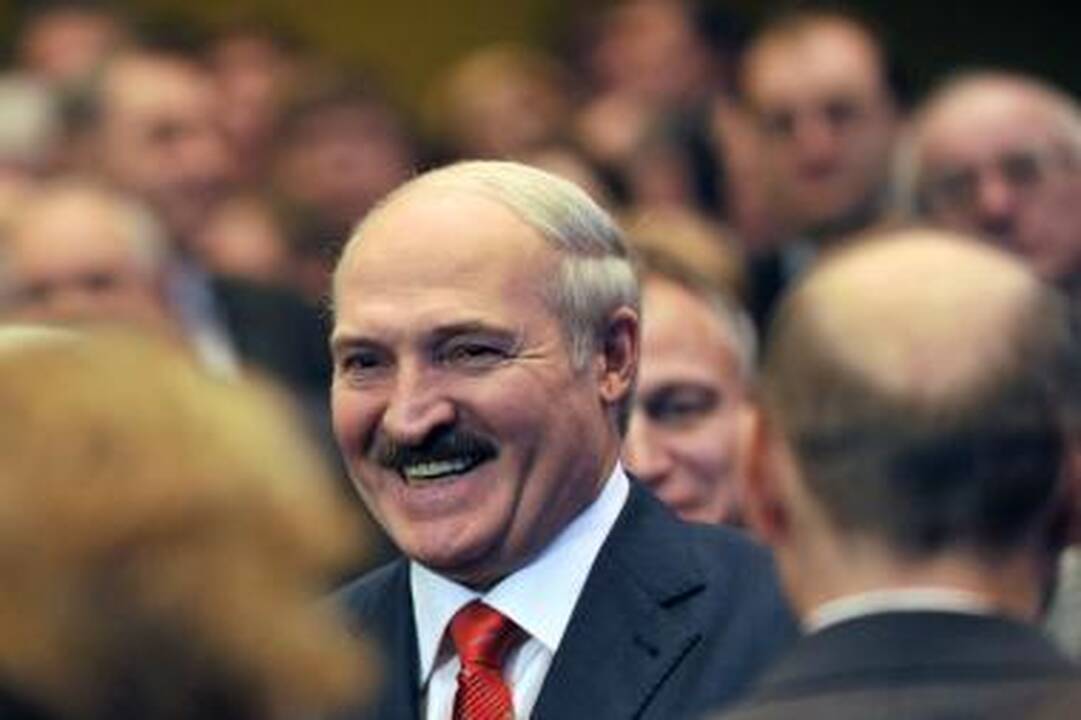 ES nusitaikė į asmenis, "maitinančius" pinigais Baltarusijos nomenklatūrą