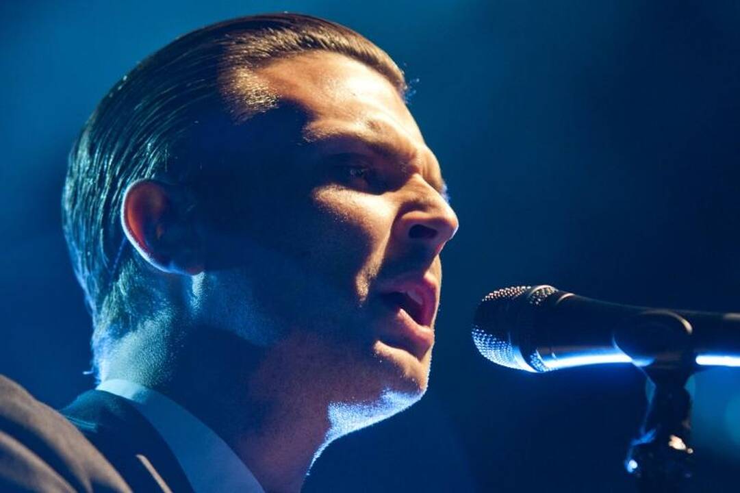 Stilingųjų „Hurts“ koncertas – su Lietuvos vėliava
