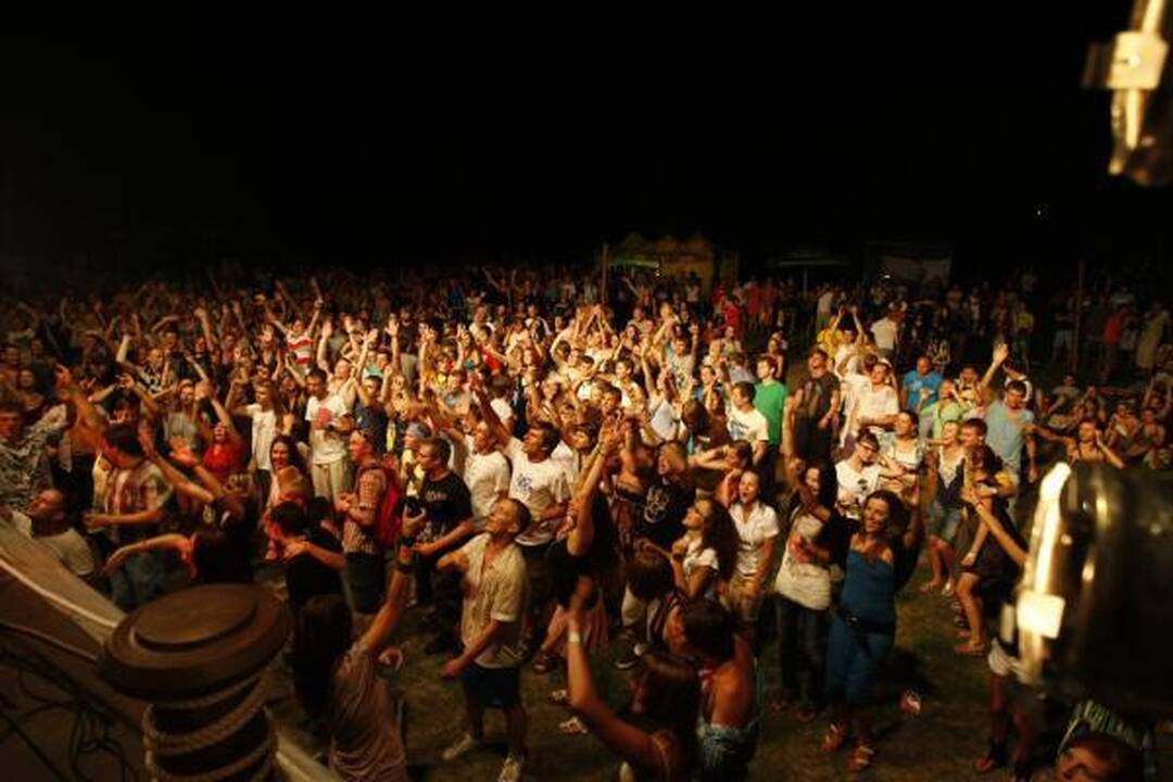 Festivalyje „Karklė – 2010“ dalyvavo pustrečio tūkstančio žmonių (papildyta)