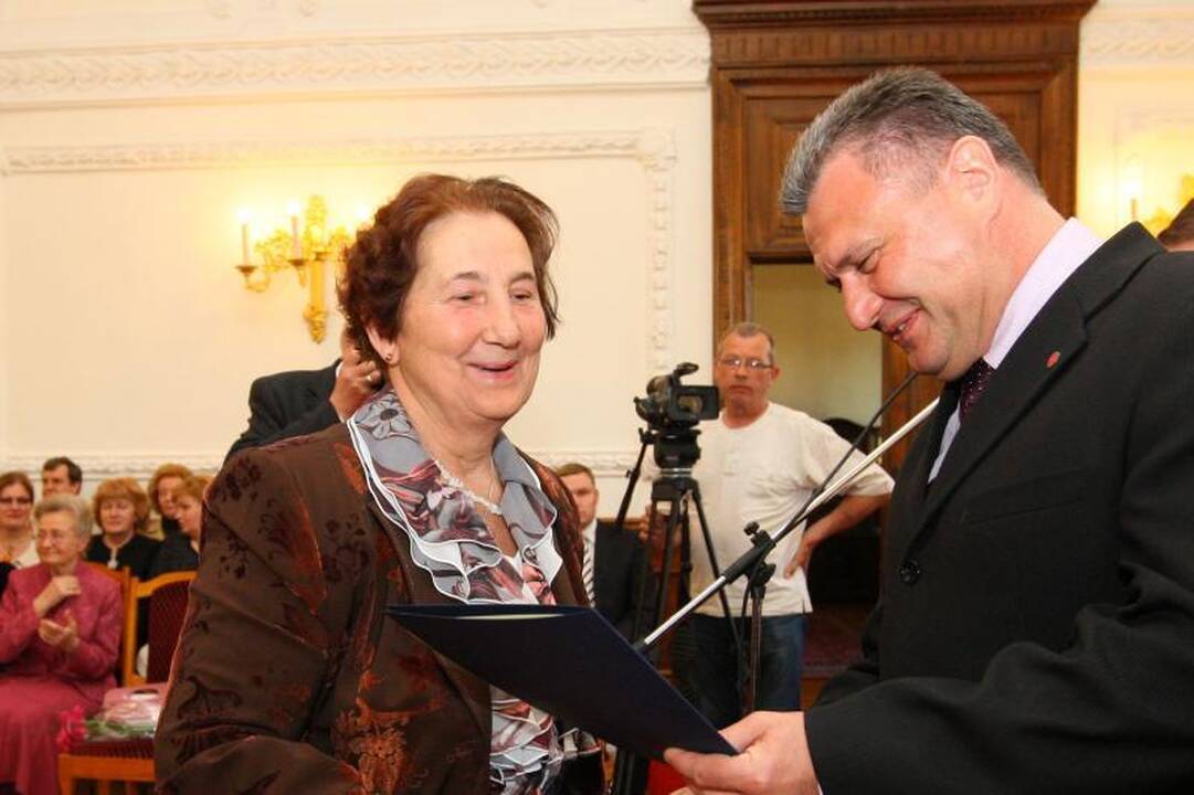 Rotušėje apdovanoti nuoširdžiausi Kauno gydytojai