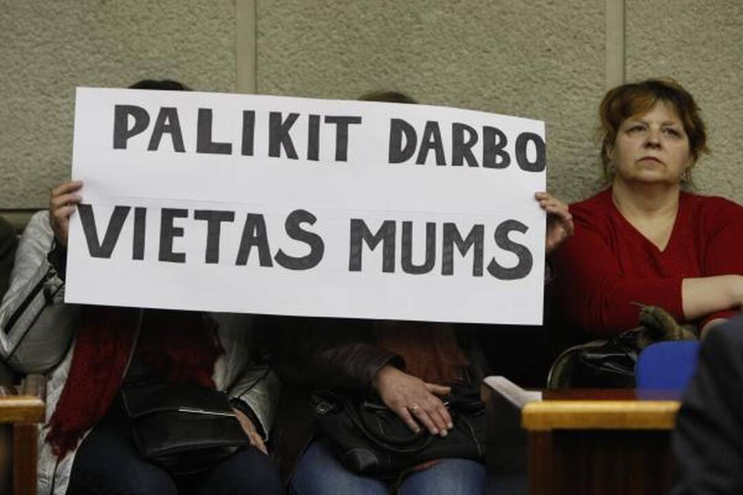 Klaipėdos politikus pasitiko piketuotojai