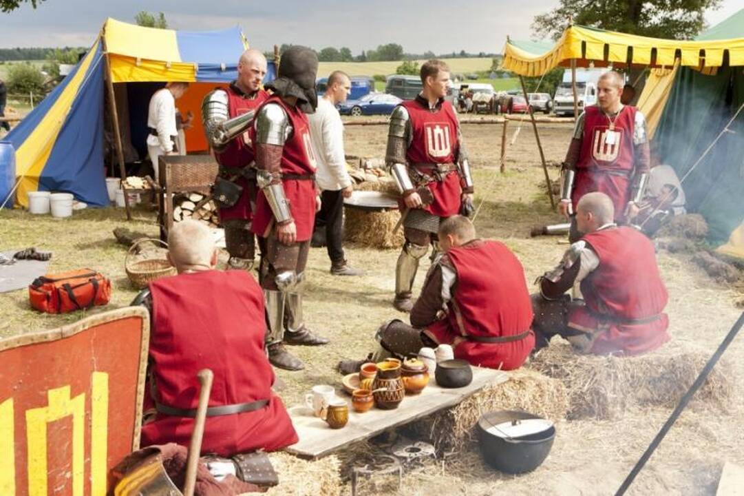 Lietuvos kariai atkartojo Žalgirio mūšį 
