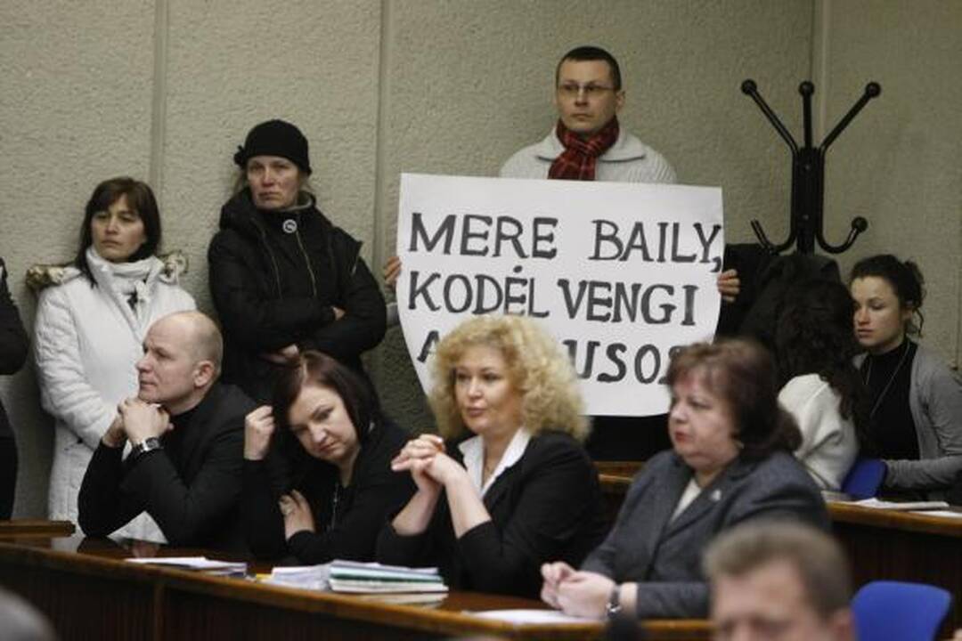 Klaipėdos politikus pasitiko piketuotojai