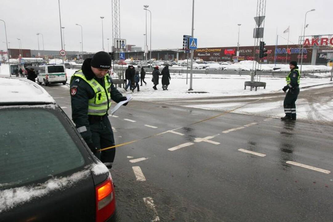 Vilniuje per avariją šalia „Akropolio“ nukentėjo du vaikai