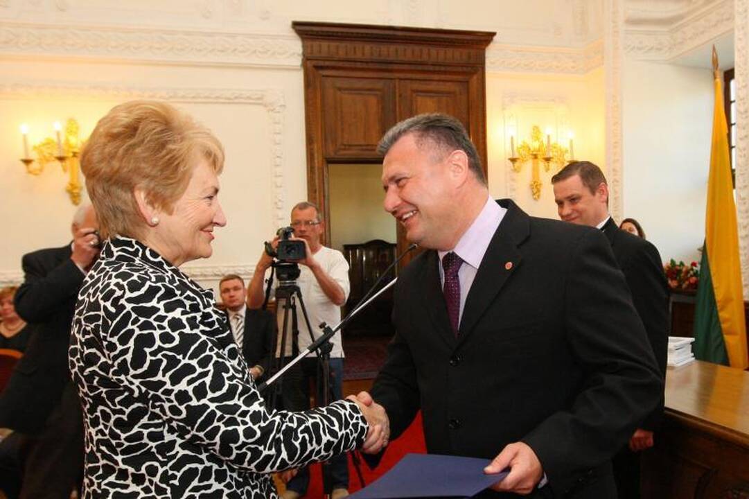 Rotušėje apdovanoti nuoširdžiausi Kauno gydytojai