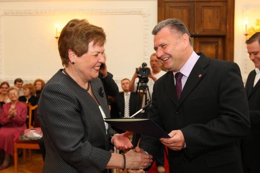 Rotušėje apdovanoti nuoširdžiausi Kauno gydytojai