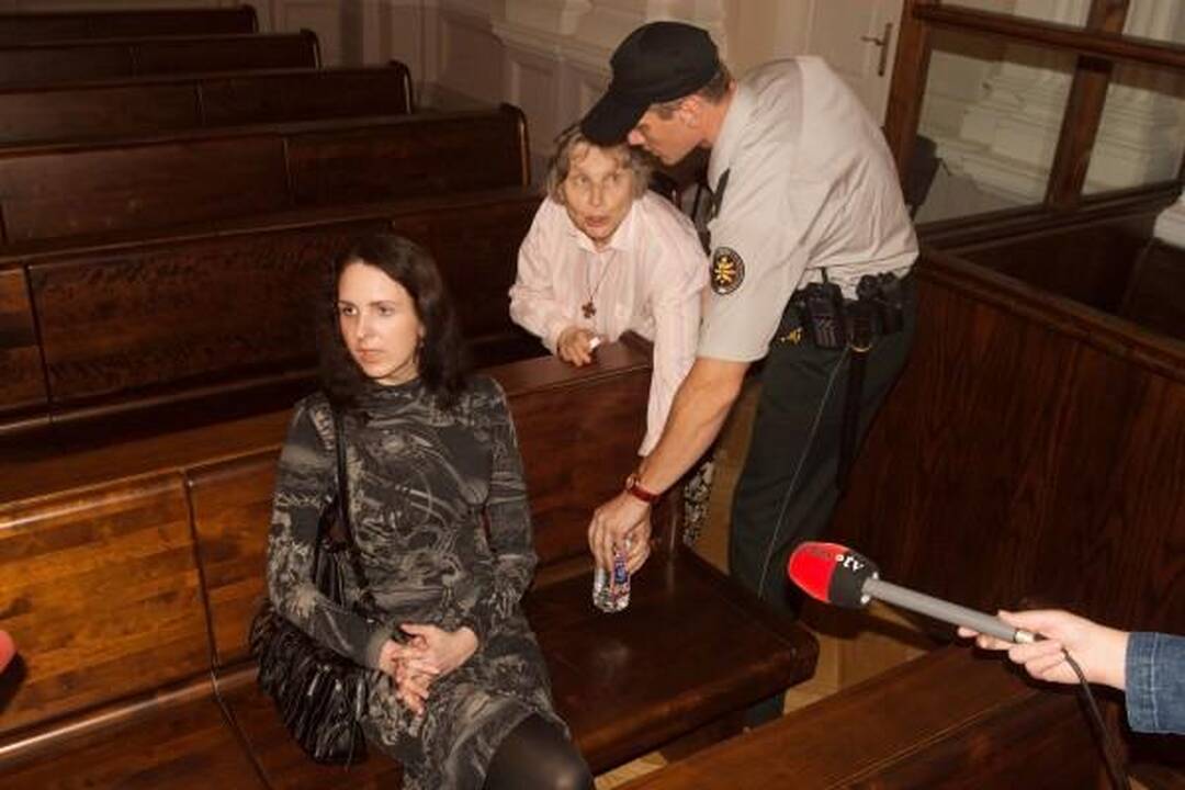 Terorizmu įtariama E.Kusaitė išleista į laisvę (papildyta)