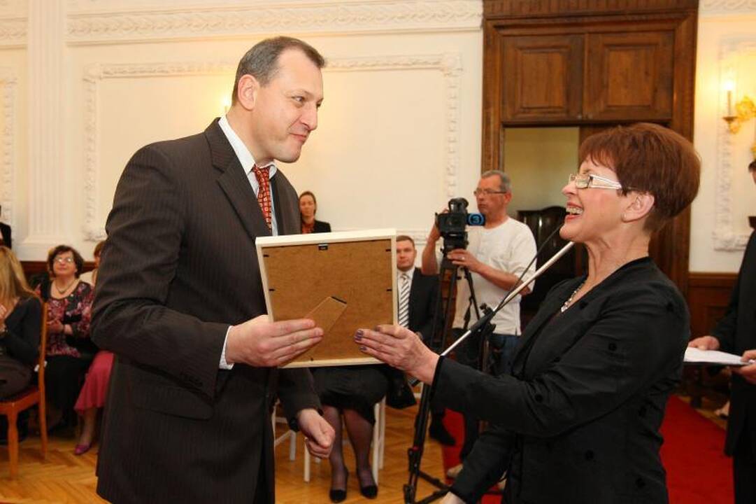 Rotušėje apdovanoti nuoširdžiausi Kauno gydytojai