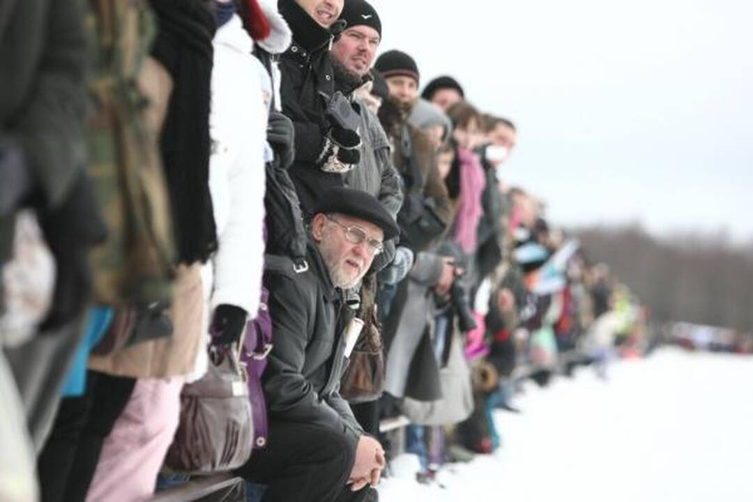 „Sartų 2012“ organizatoriai ketina pasirūpinti sušalusiais žiūrovais