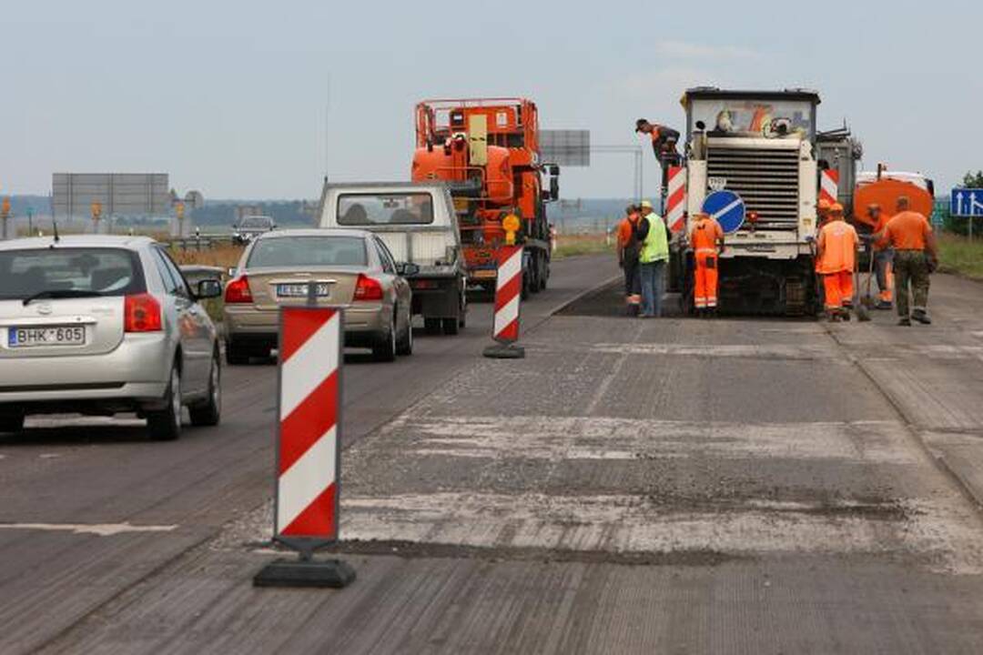 „Automagistralė”: šį savaitgalį greitkelyje tokių spūsčių nebus