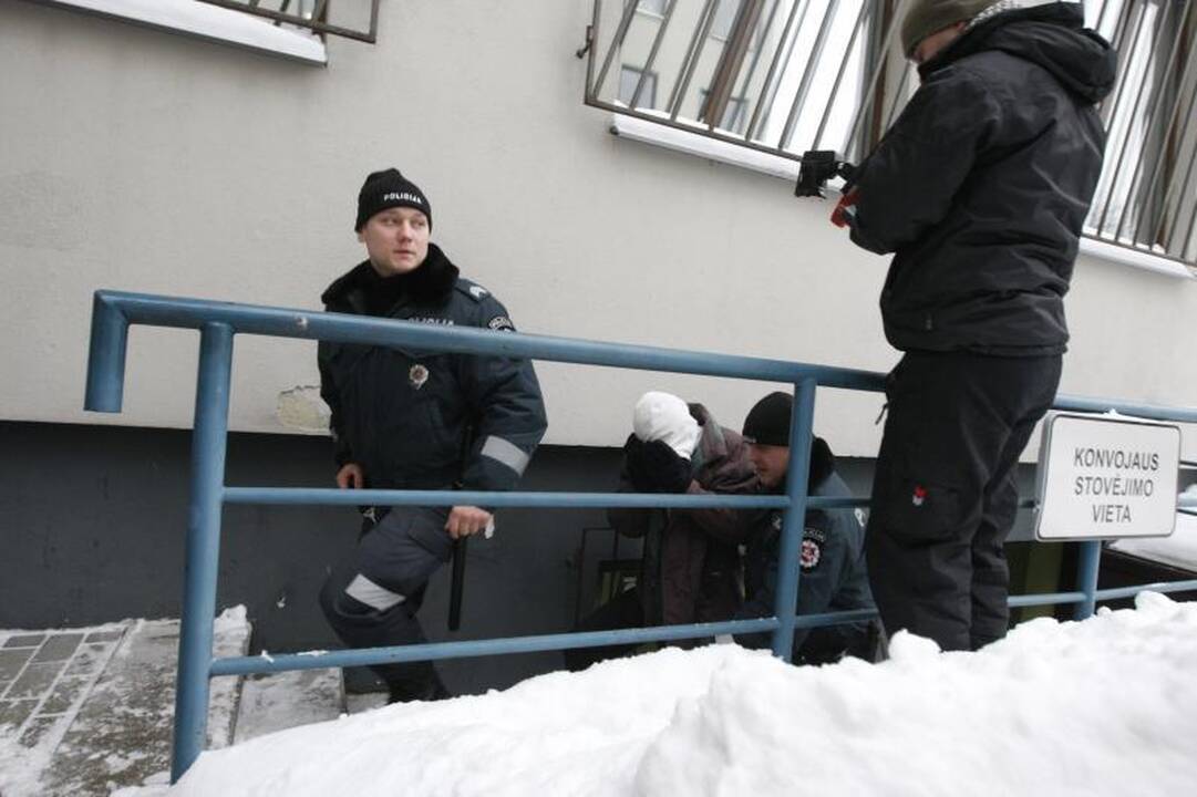 Trylikametės žagintoją teismas leido suimti trims mėnesiams