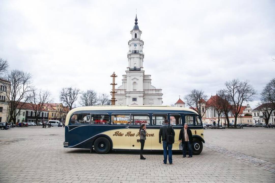 Kauno gatvėmis riedantis autobusas masina ne tik džiazo mylėtojus