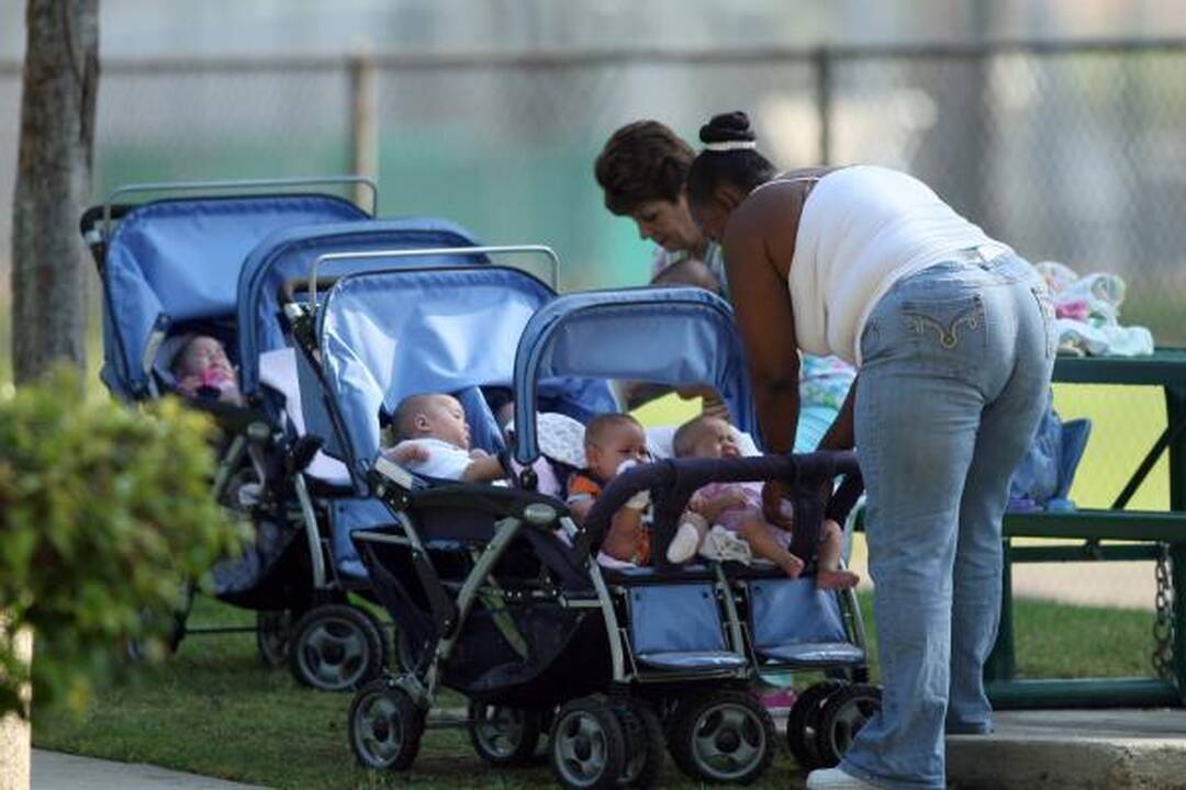 „Aštuonmama“ ketina tapti televizijos šou žvaigžde