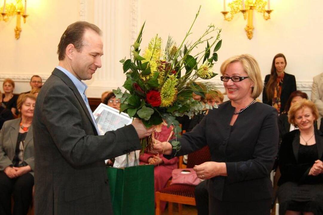 Rotušėje apdovanoti nuoširdžiausi Kauno gydytojai