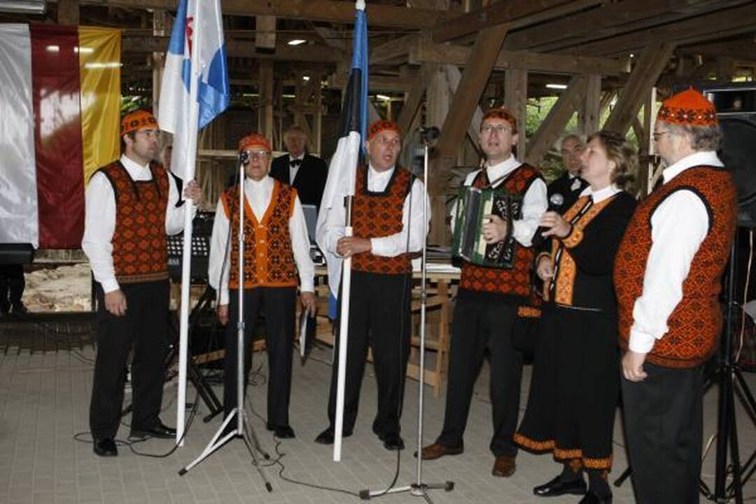 Piliavietėje susivienijo baltai