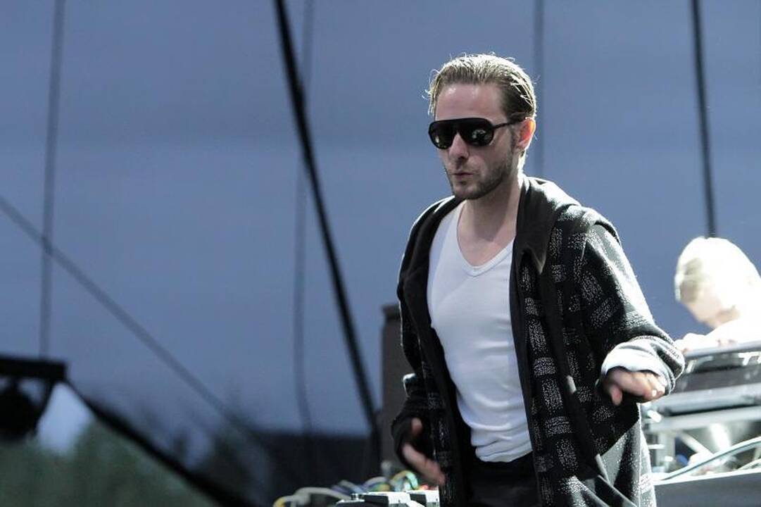 Grupė „Hurts“ virpino festivalio dalyvių širdis