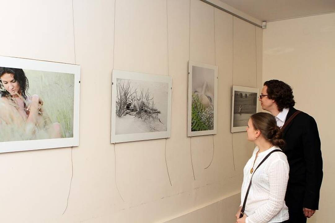 Fotografės „Ryto pašnekesiai“ uostamiesčio Meno bibliotekoje