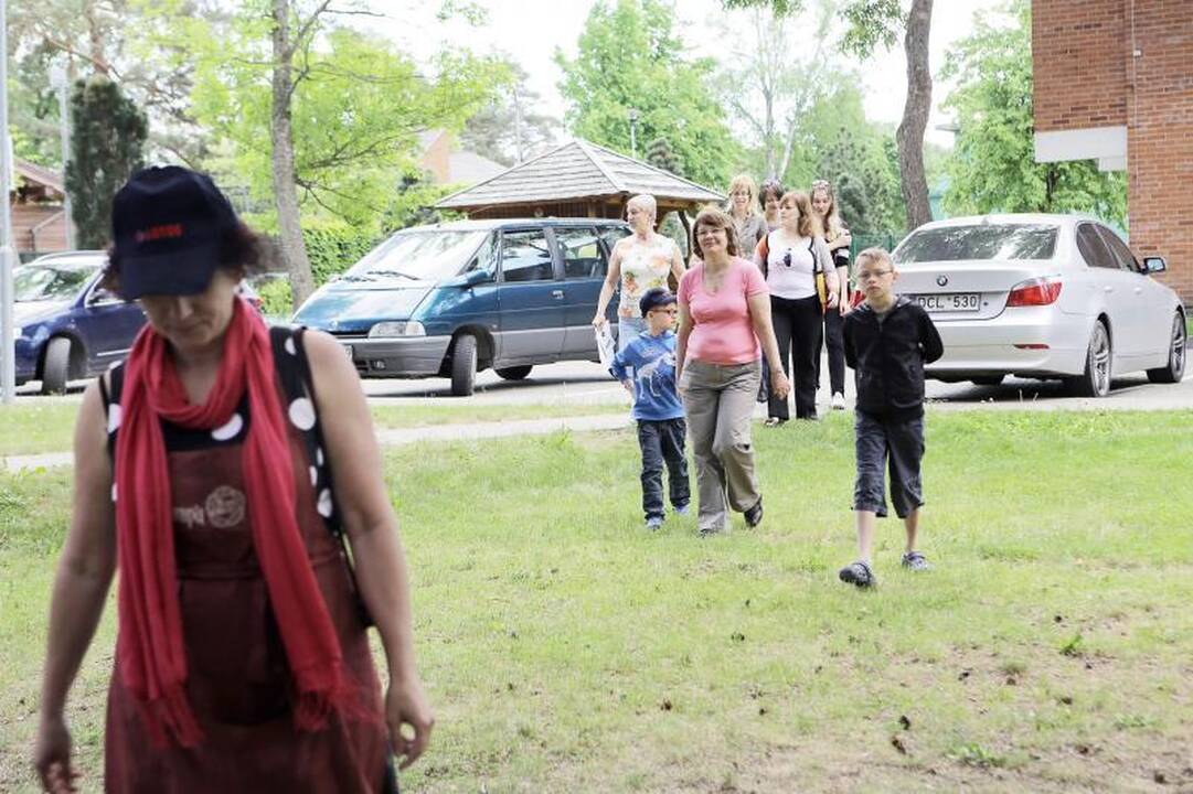 Silpnaregiai vaikai pažino kvapų pasaulį