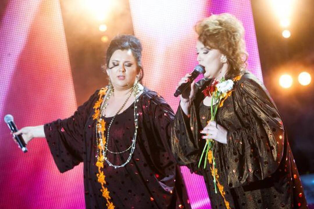 „Žvaigždžių duetai": kelionę į Romą laimėjo Jonas ir “Pop ladies“