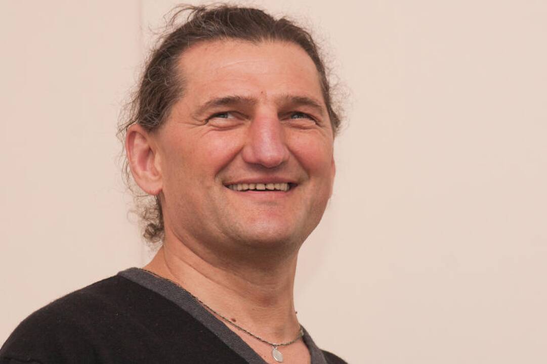 Daktarų šeimos nelegali sodyba išaugo su A.Dumbravos parašu?