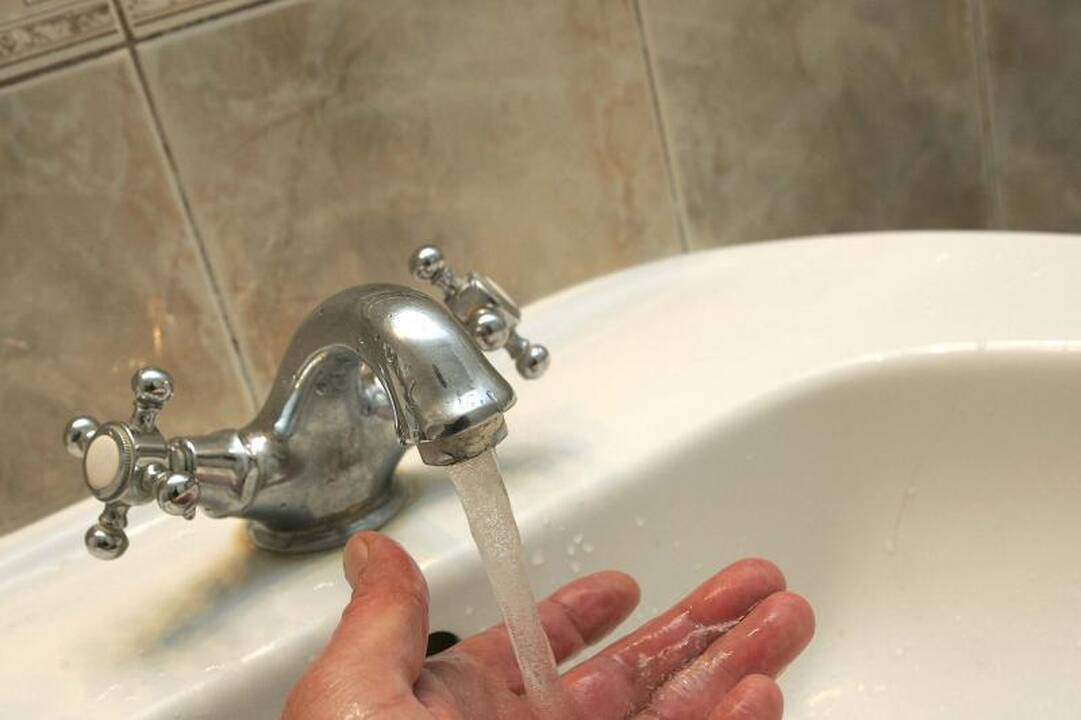 Sostinės daugiabučiuose per speigus šalo vamzdžiai (papildyta)