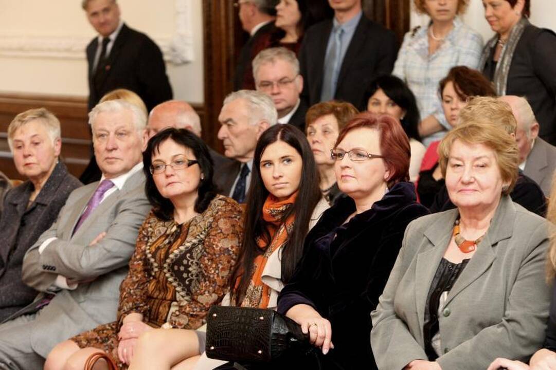 Rotušėje apdovanoti nuoširdžiausi Kauno gydytojai