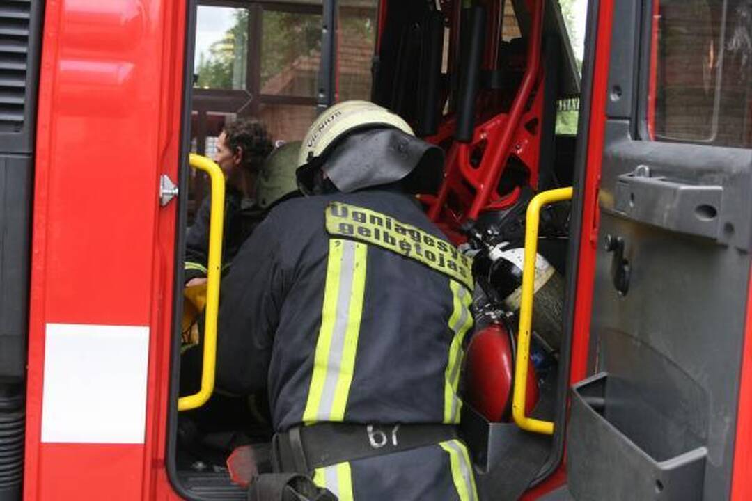Vilniuje narkomanas padegė nuomojamą butą
