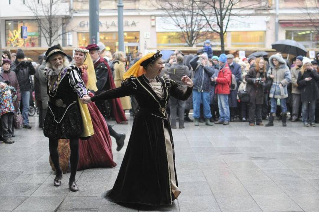 Pavasario pradžią skelbianti Kaziuko mugė oficialiai atidaryta! 
