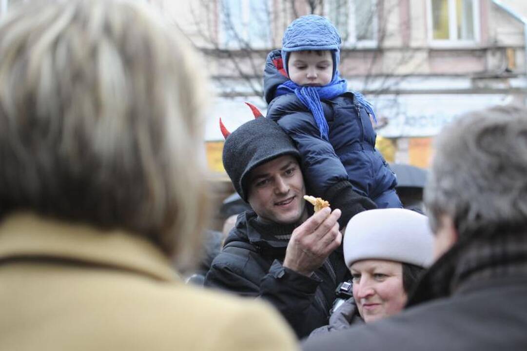 Pavasario pradžią skelbianti Kaziuko mugė oficialiai atidaryta! 