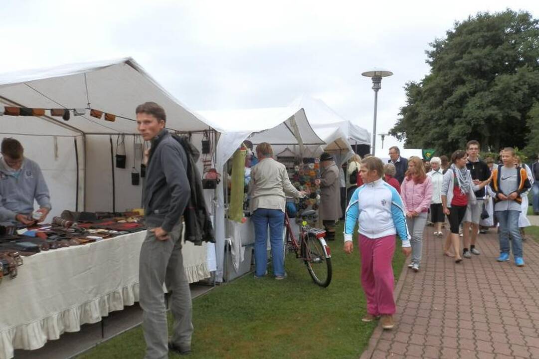 Festivalio dalyvius pakerėjo įspūdingi kuršių kostiumai