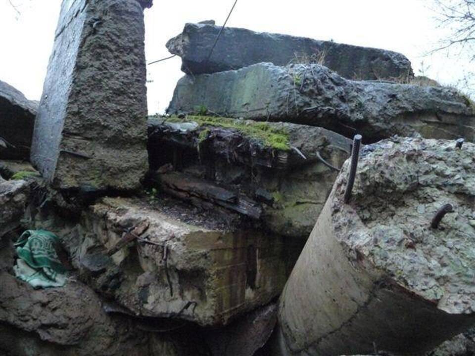 Smiltynėje žuvo betoninio luito prispaustas žmogus (papildyta foto) 