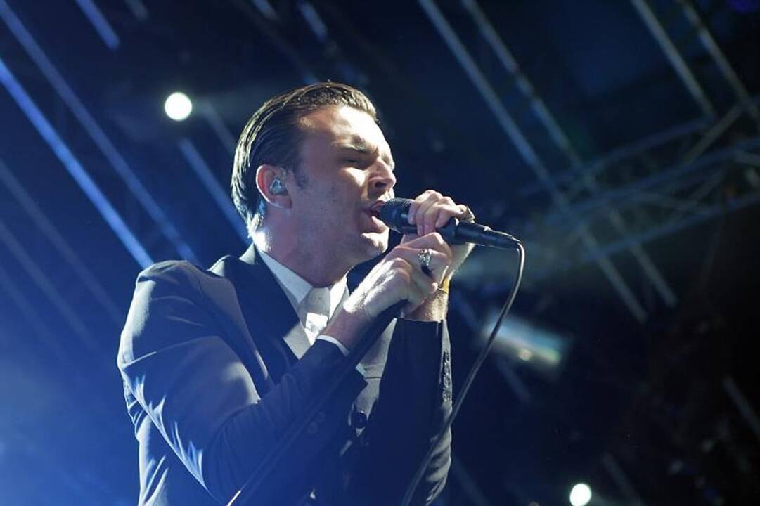 Grupė „Hurts“ virpino festivalio dalyvių širdis