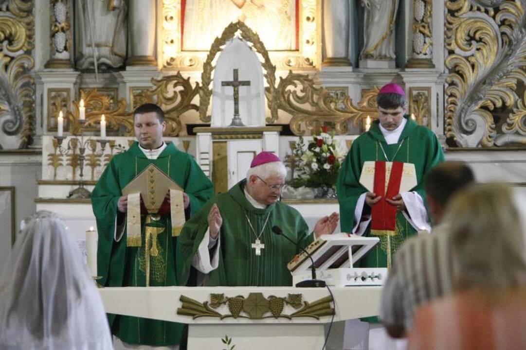Laukžemėje iškilo Arūno Sakalausko skulptūra šv. Andriejui