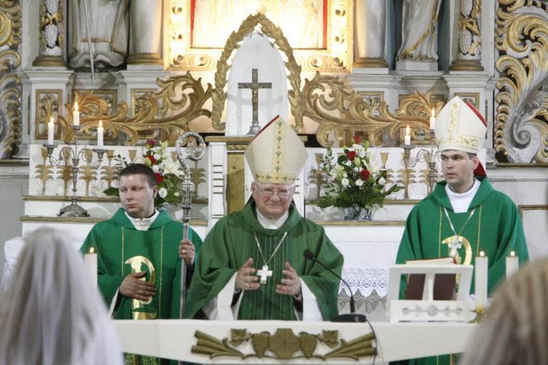 Laukžemėje iškilo Arūno Sakalausko skulptūra šv. Andriejui