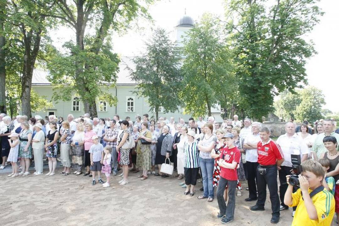 Laukžemėje iškilo Arūno Sakalausko skulptūra šv. Andriejui