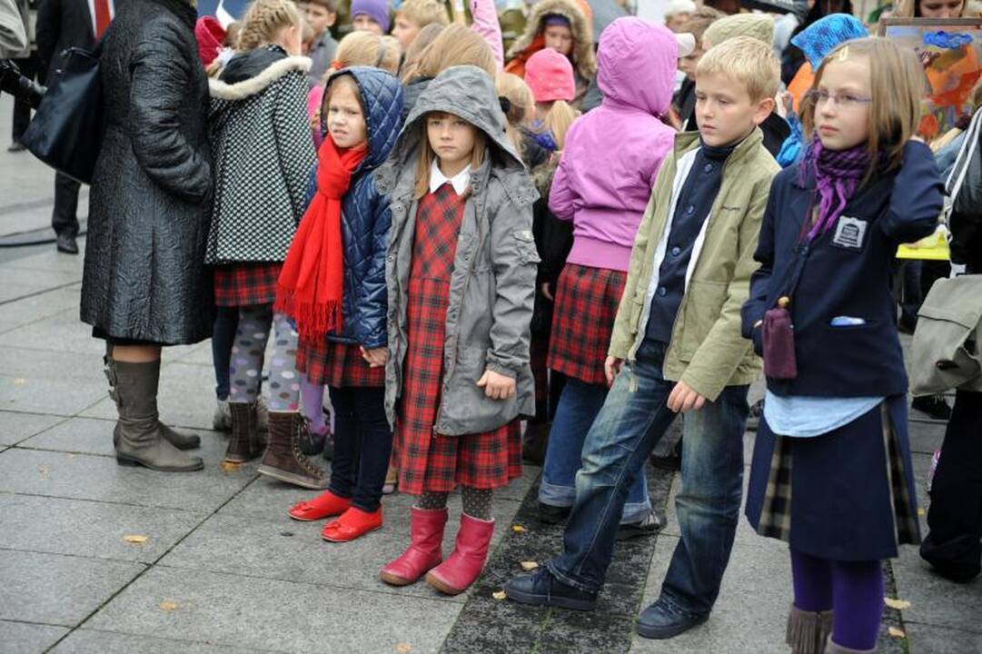 Neįgalieji sveikuosius mokė tolerancijos
