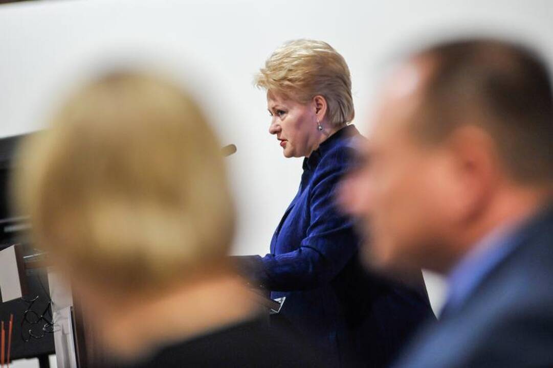 Prezidentė linki, kad teismai įgytų daugiau žmonių pagarbos