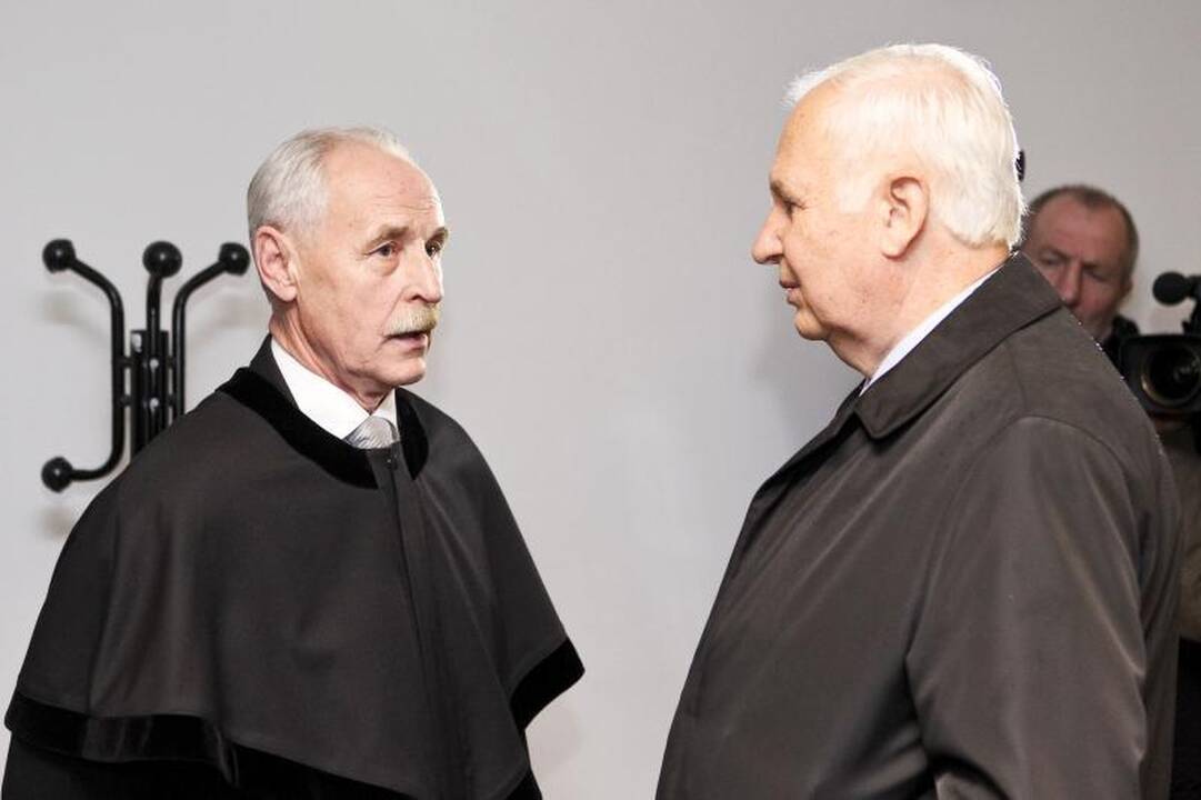 Teismas  reabilitavo A. Ūsą: pedofilijos nebuvo 