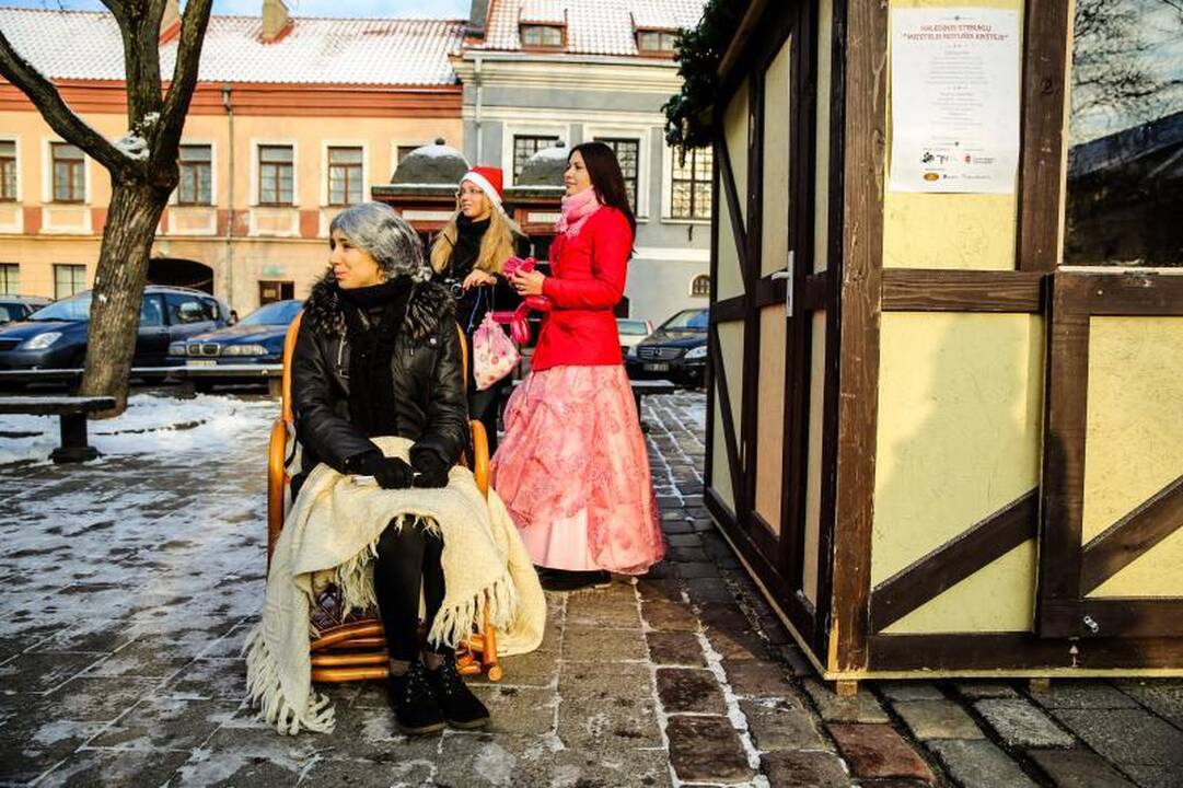 Rotušės aikštėje įsikūrė Kalėdų miestelis