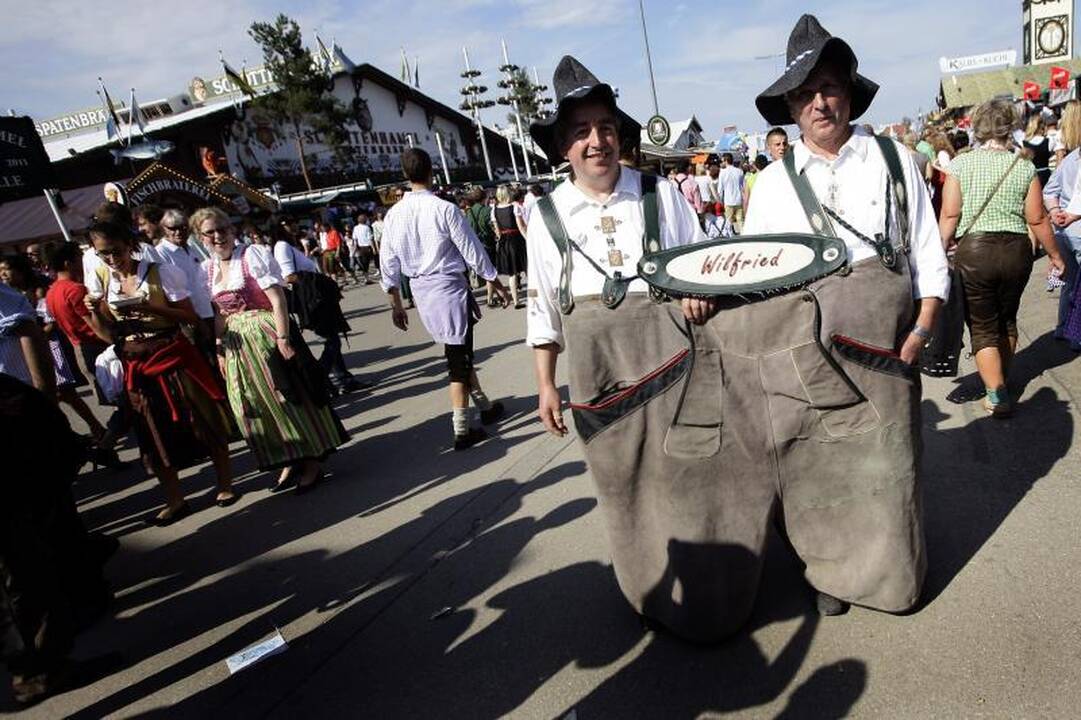 Vokietijoje prasidėjo tradicinė alaus šventė „Oktoberfest“