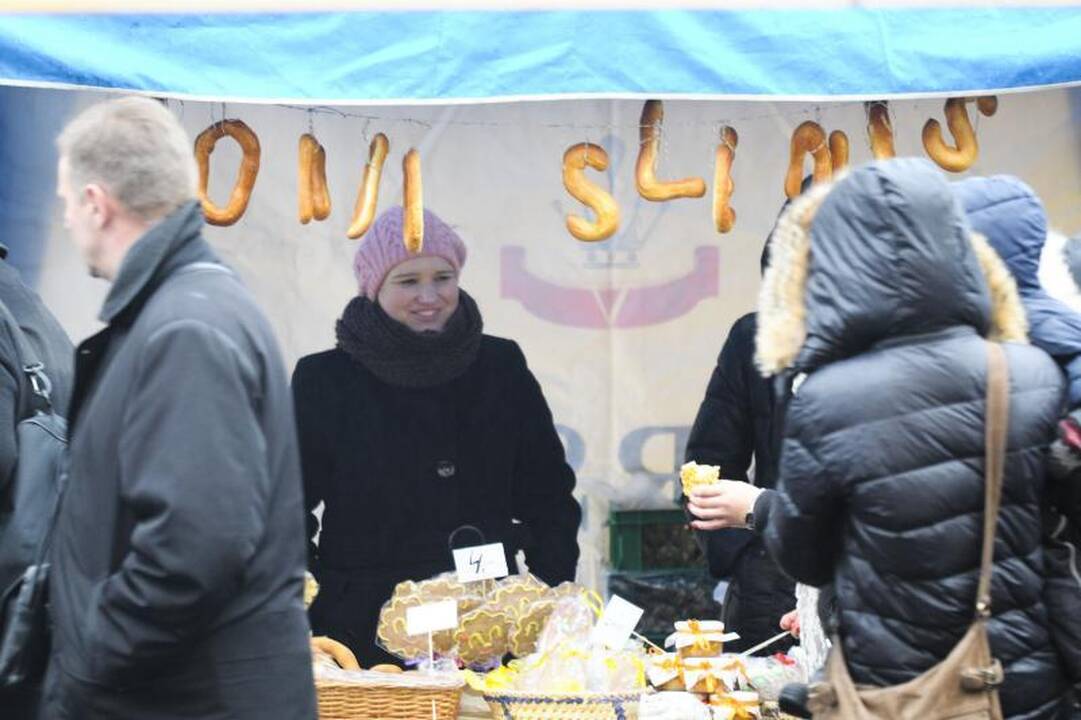 Pavasario pradžią skelbianti Kaziuko mugė oficialiai atidaryta! 