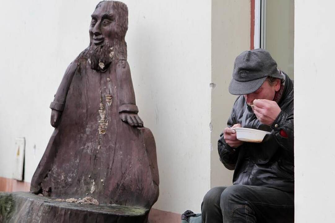 Įžymybės Klaipėdoje kvietė vaišintis „Maltiečių sriuba“ 