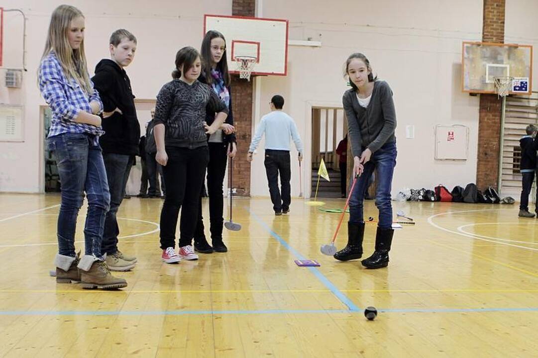 Geriausiai golfą žaidžia S.Dacho progimnazijos moksleiviai