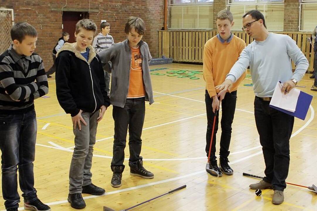 Geriausiai golfą žaidžia S.Dacho progimnazijos moksleiviai